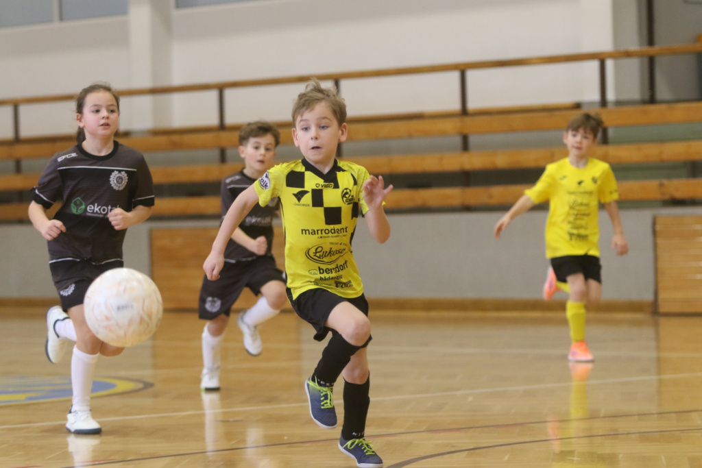 Martin Piotrowski 6&nbsp;kolejka Halowej Ligi Żak&oacute;w